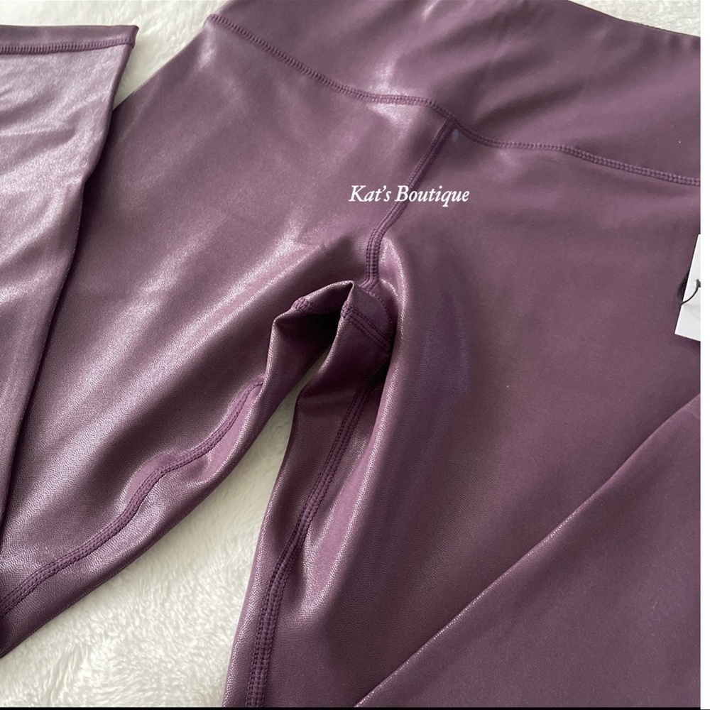 (NWT) Zyia Plum Metallic Plus Light n Tight Hi-Rise 7/8 24" - Picture 8 of 9